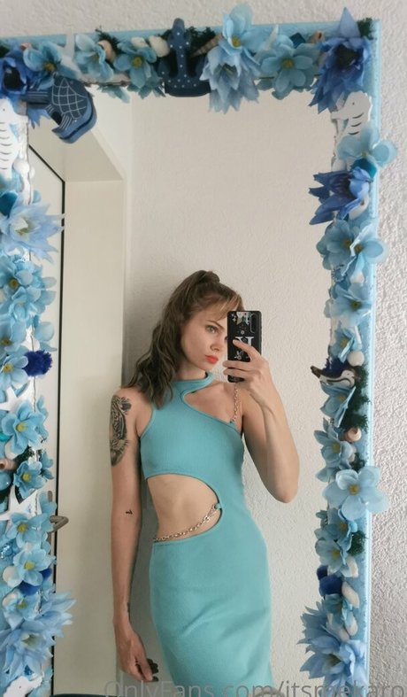 itsmekaro hübsche nackten foto