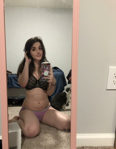 CaseyTasty nackt sex fotos