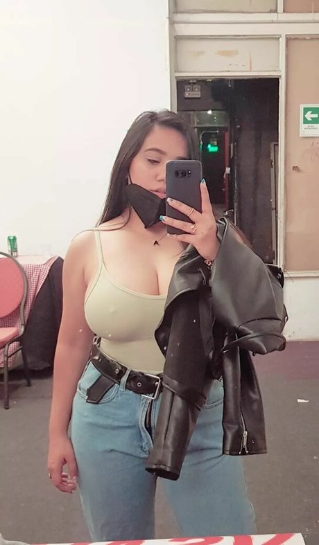 asiatische influencer-onlyfans top nackte galerien