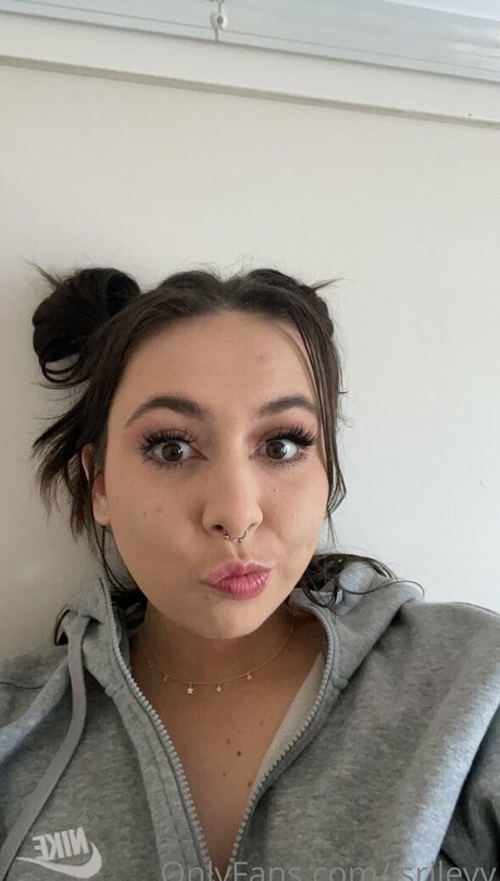 isrileyy nackt porno galerien