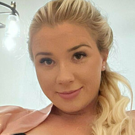 gr33dygirl hübsche sexy foto