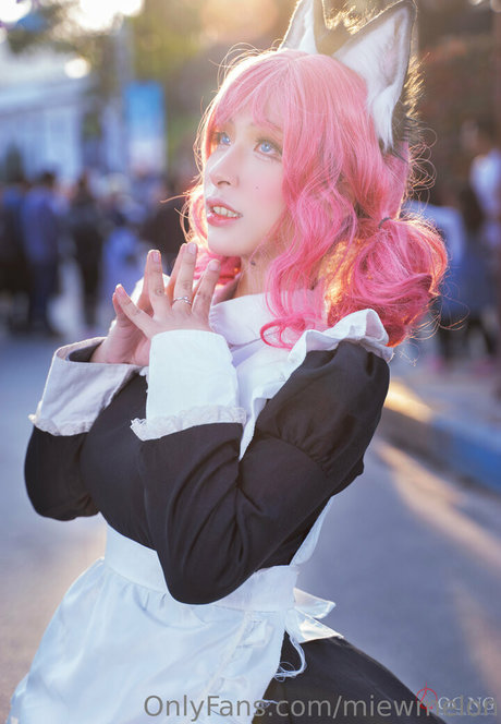 miewmelon sexy akt fotos