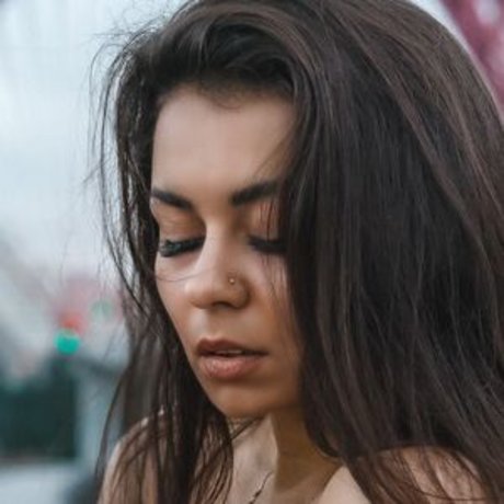 heißeste ladyboy-onlyfans schöne erwachsene bild