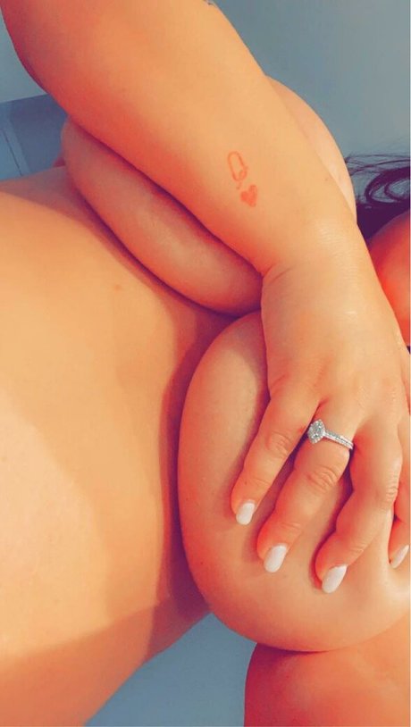 haarige schwangere onlyfans hübsche hd bild