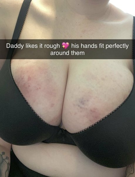 zierliche milf onlyfans kunst kostenlose foto