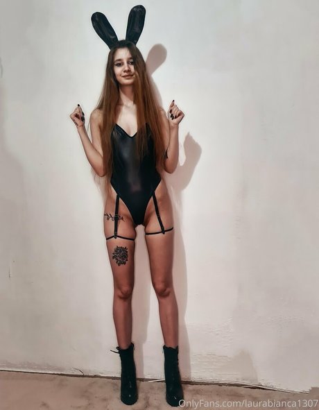 laurabianca1307 nackten pornostar bild