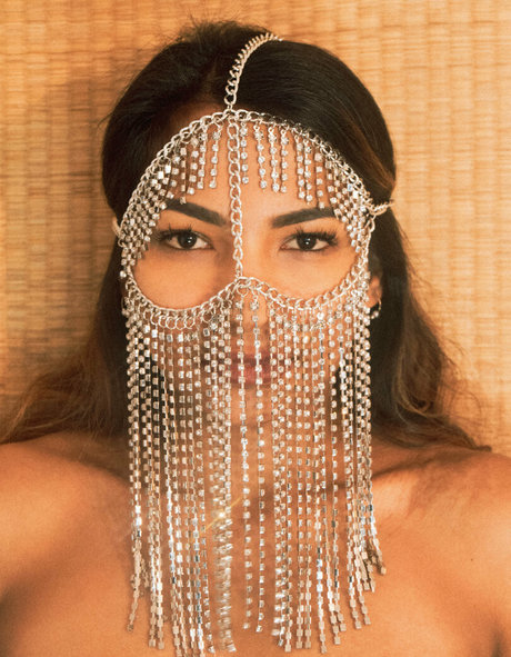 latika jha xxx nackt exklusive bild