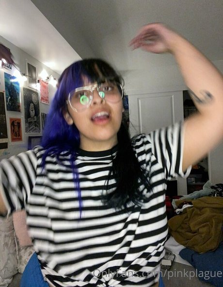 Pinkplague hd nacktheit fotos