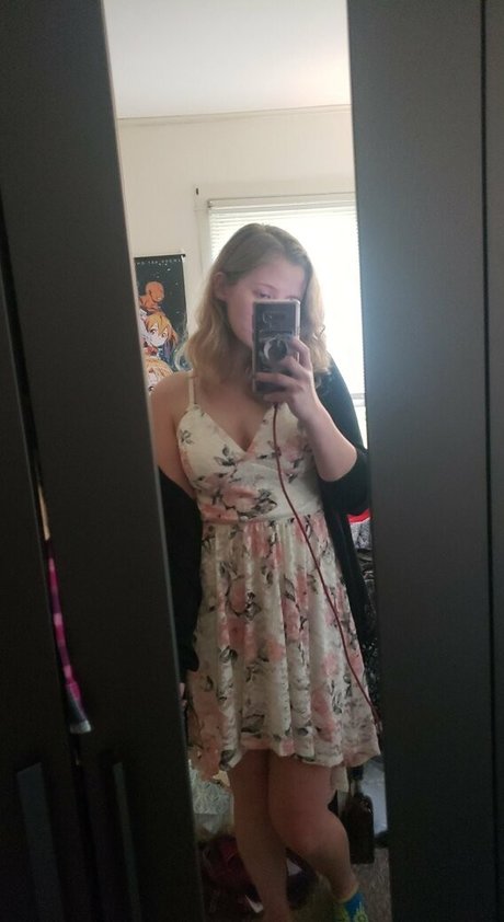 dünnes model onlyfans xxx nackt fotos