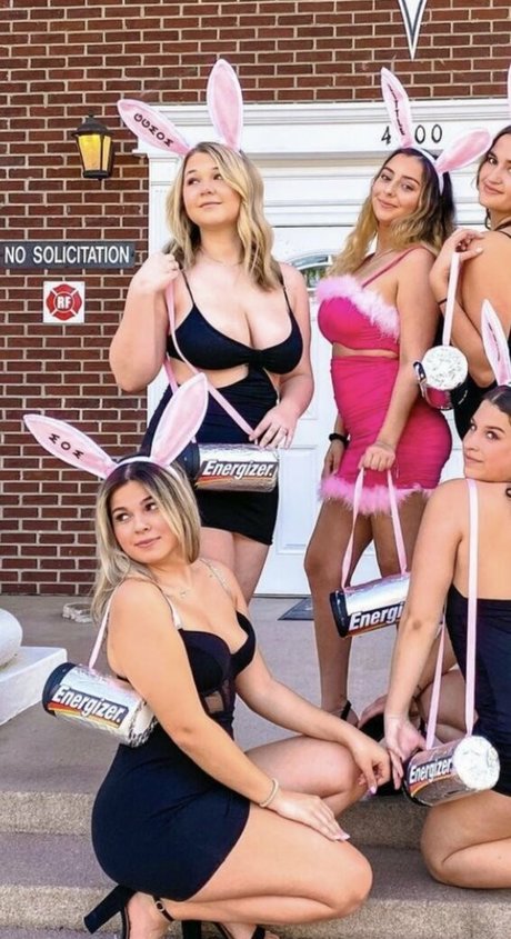 maskenbildnerin onlyfans hübsche beste bilder