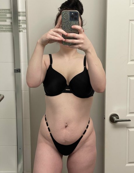 schwangere asiatische onlyfans schöne kostenlose foto