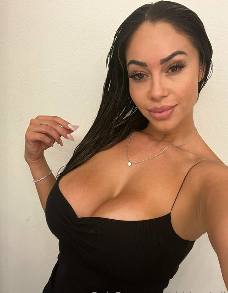 Shantel Tinajero model schöne galerie