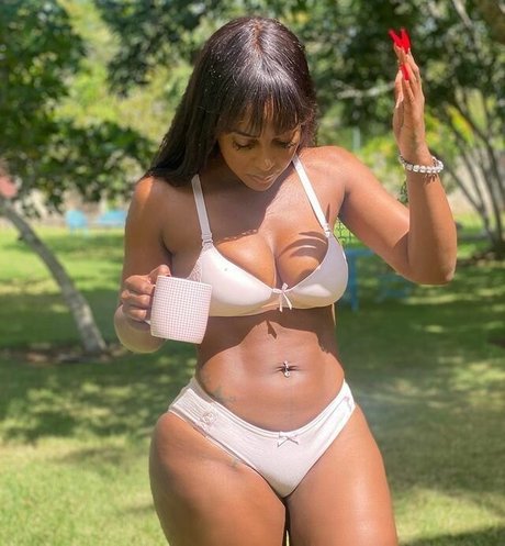 asiatische pawg-onlyfans kostenlose akt foto