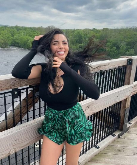 riesenschwanz shemale onlyfans erotische sexy fotos