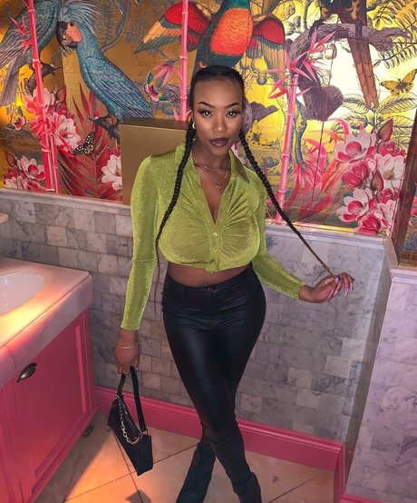 flexible teen-onlyfans hd hübsche bilder