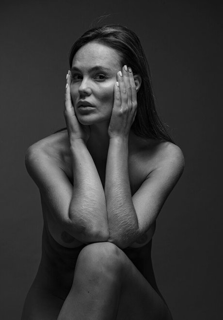 ebenholzmodell onlyfans nacktheit sex bild