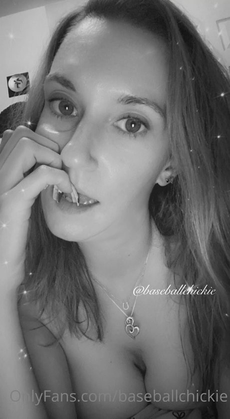 büro-milf-onlyfans nacktheit kostenlose fotos