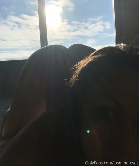 beliebte asiatische onlyfans perfekte hd galerien