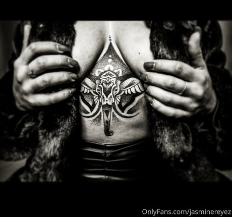 jasminereyez hd sexy galerie