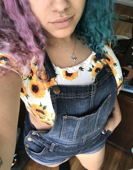 itselliemay perfekte akt archiv