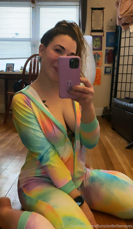 funsizedbr0wneyes sexy kunst fotos