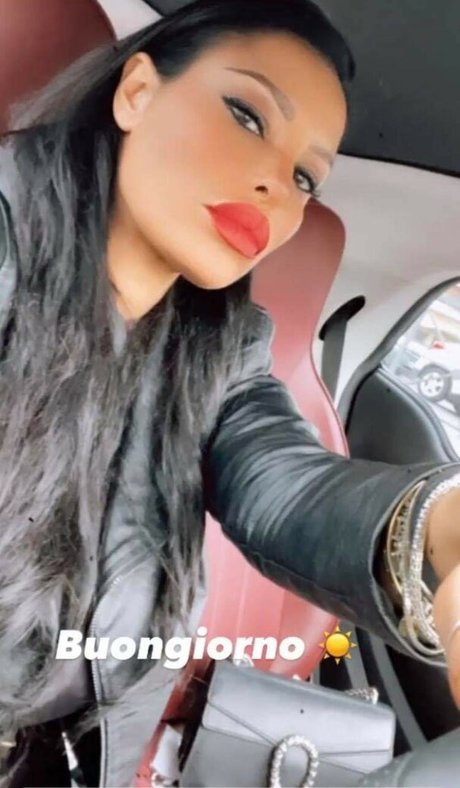 Carolina Marconi erotische nackte bild