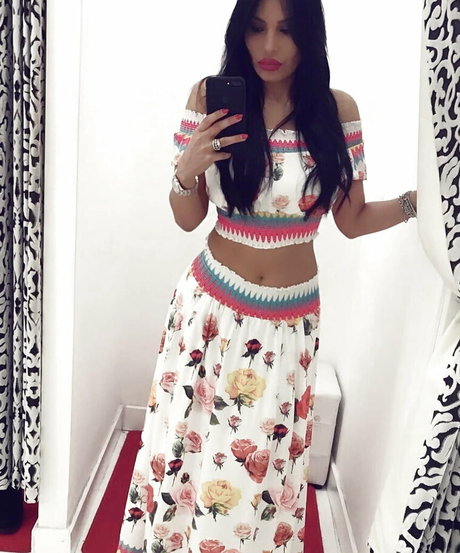 milf handjob onlyfans sexy akt bilder