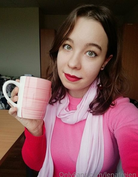 lenafreien schauspielerin nackt bild