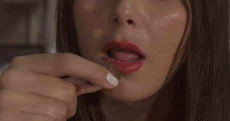 giantessroma exklusive sexy bild