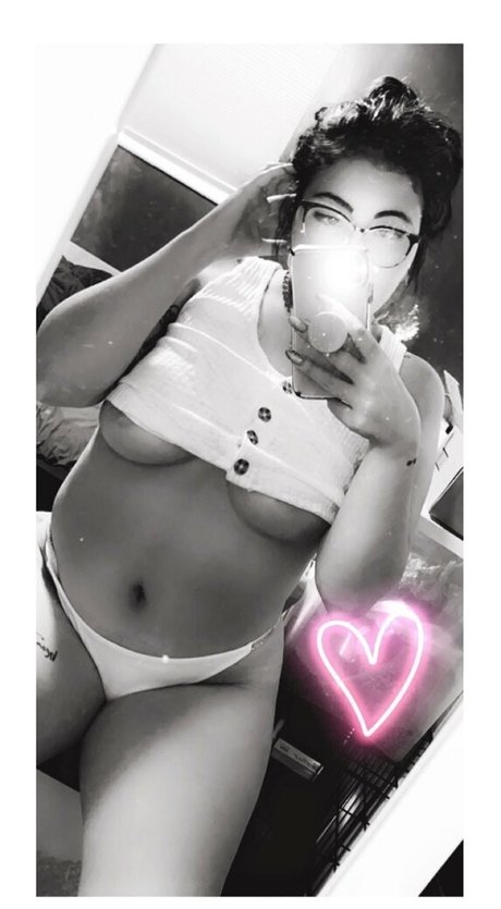 coralinebb erotische kunst bilder