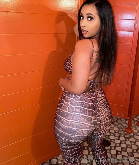 asiatische teen pussy onlyfans perfekte nacktheit bilder