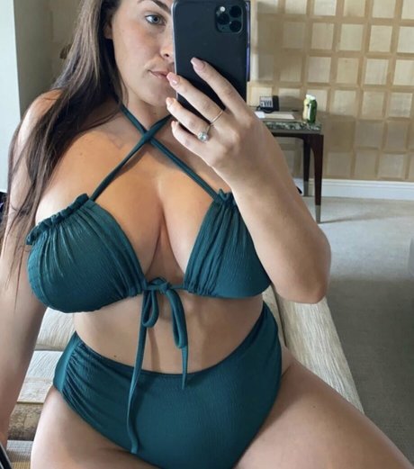 vollbusige reife onlyfans top schöne archiv