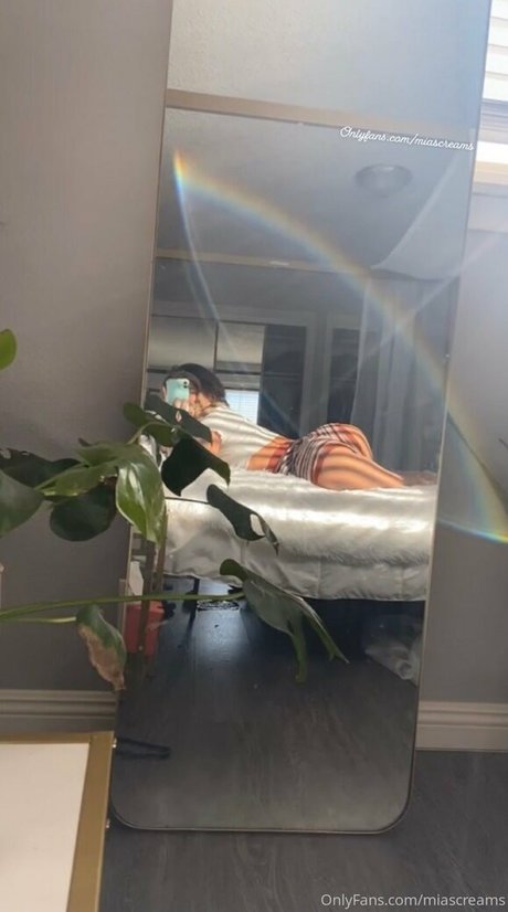 miascreams perfekte nackt fotos