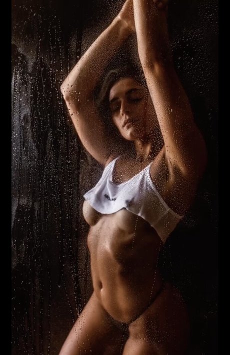 Annabel DaSilva sexy hd bild