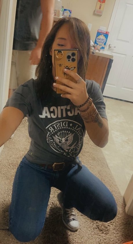 kurvige milf-onlyfans porno heiße bild