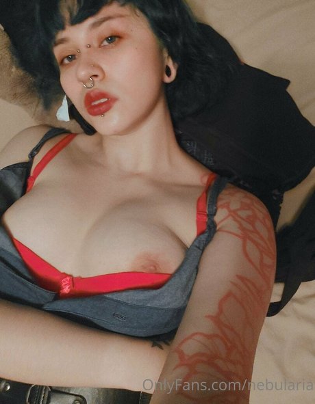 vollbusige onlyfans hd schöne foto