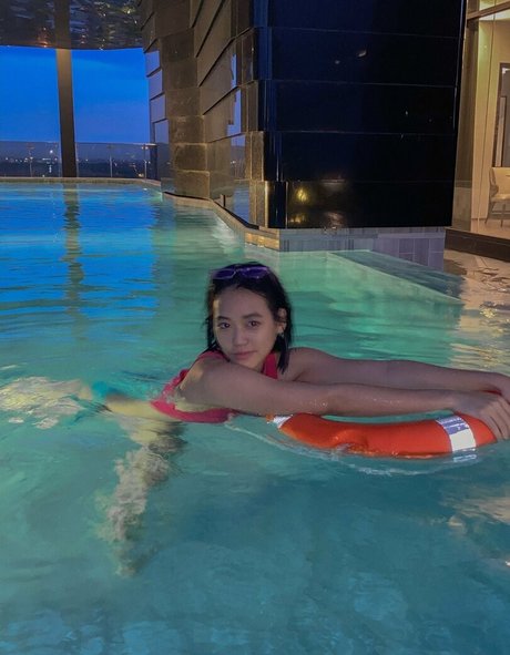 ragisan perfekte nacktheit foto