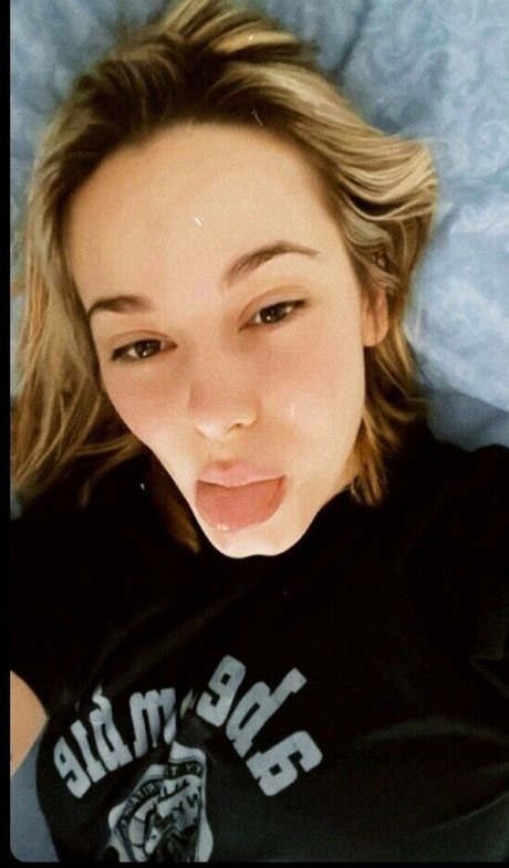 Elena Lagou hd pornographische bilder