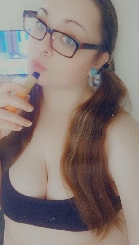 kurvige blonde milf onlyfans kostenlose foto