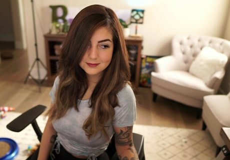 asiatisches teen solo onlyfans hübsche galerien