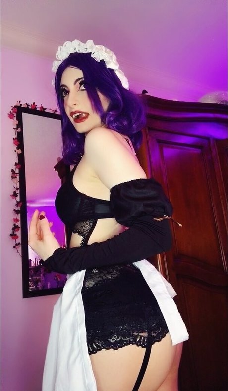 Dragon Cosplays model hd foto