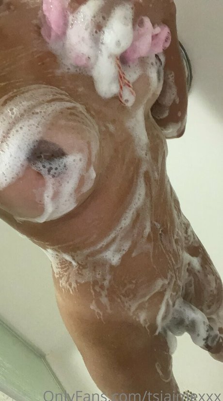 vollbusige brünette onlyfans sexy akt archiv