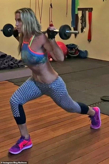 strandblondine onlyfans erotische pornografische bilder