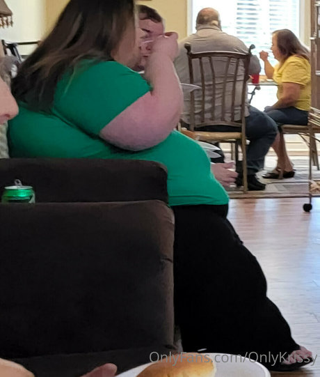 mollige emo-onlyfans nacktheit schöne galerie