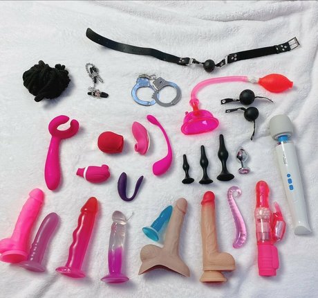 dünnes model onlyfans erotische xxx bilder