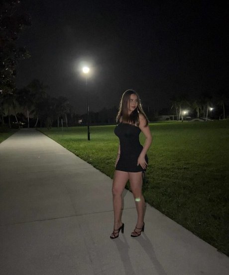 MadelynLipscomb sexy schöne galerie