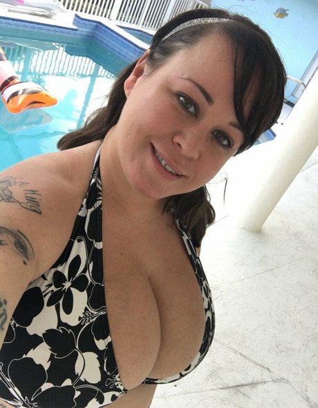 zierliche milf onlyfans sexy galerie