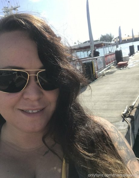 creampie-prinzessin onlyfans erwachsene akt foto