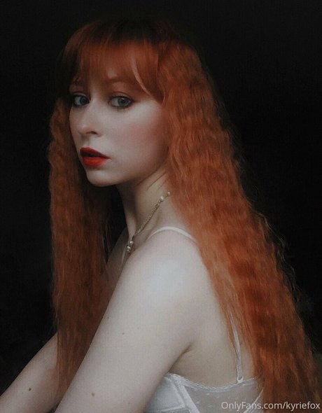 kyriefox heiße hübsche fotos