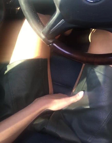 dreier asiatische onlyfans erotische sex bilder